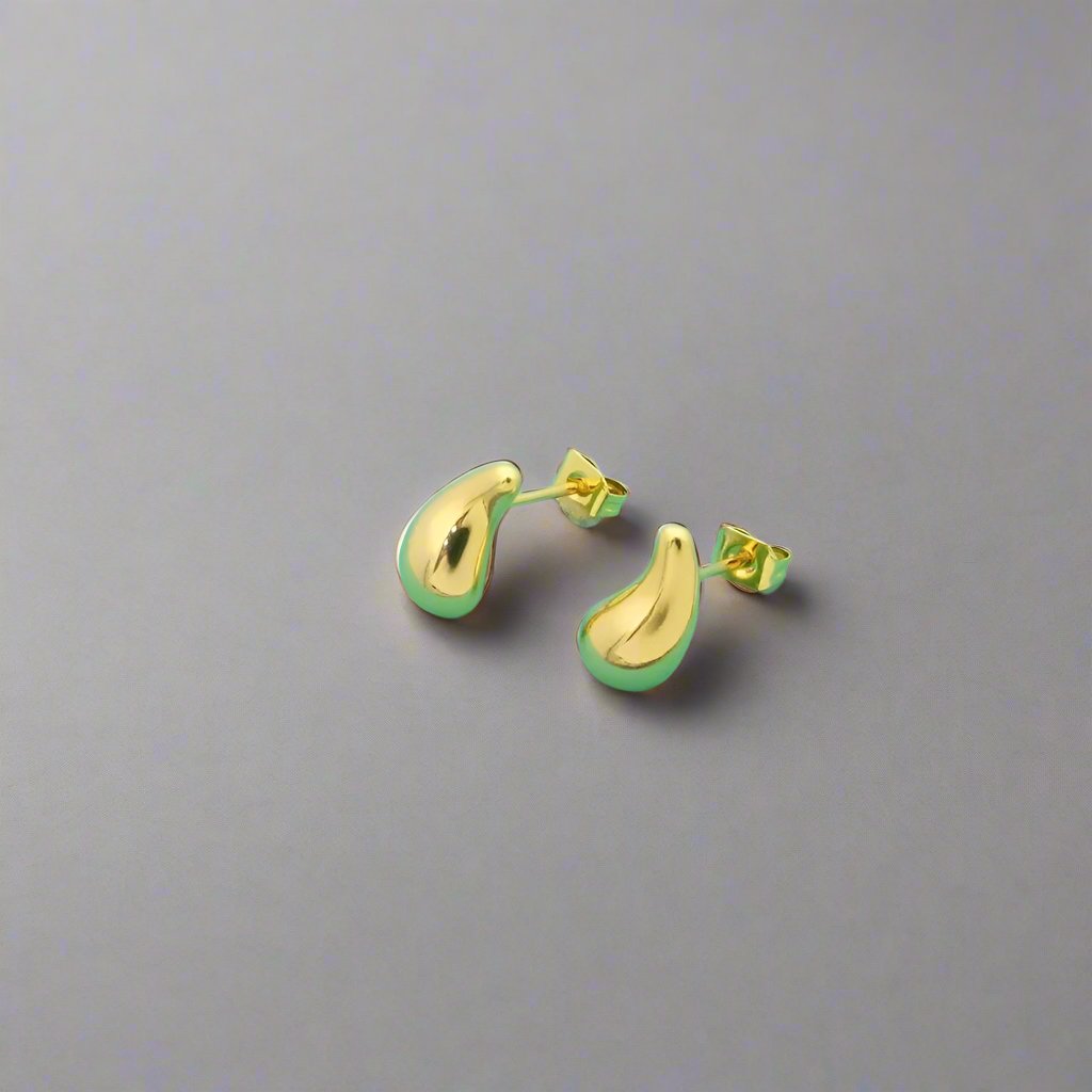 18K T Horn Earrings