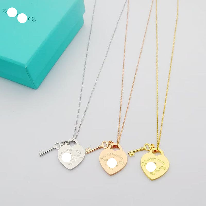 18K Return to Heart & Key Necklace