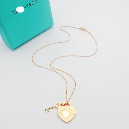 18K Return to Heart & Key Necklace