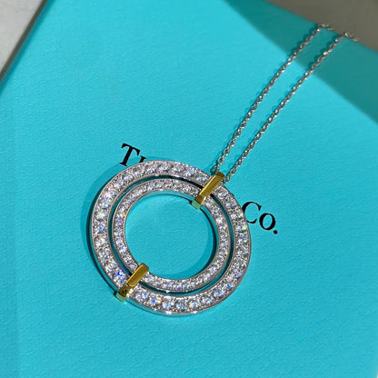 18K T Edge Circle Diamond Pendant Necklace