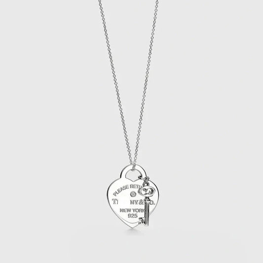 18K Return to Heart & Key Necklace