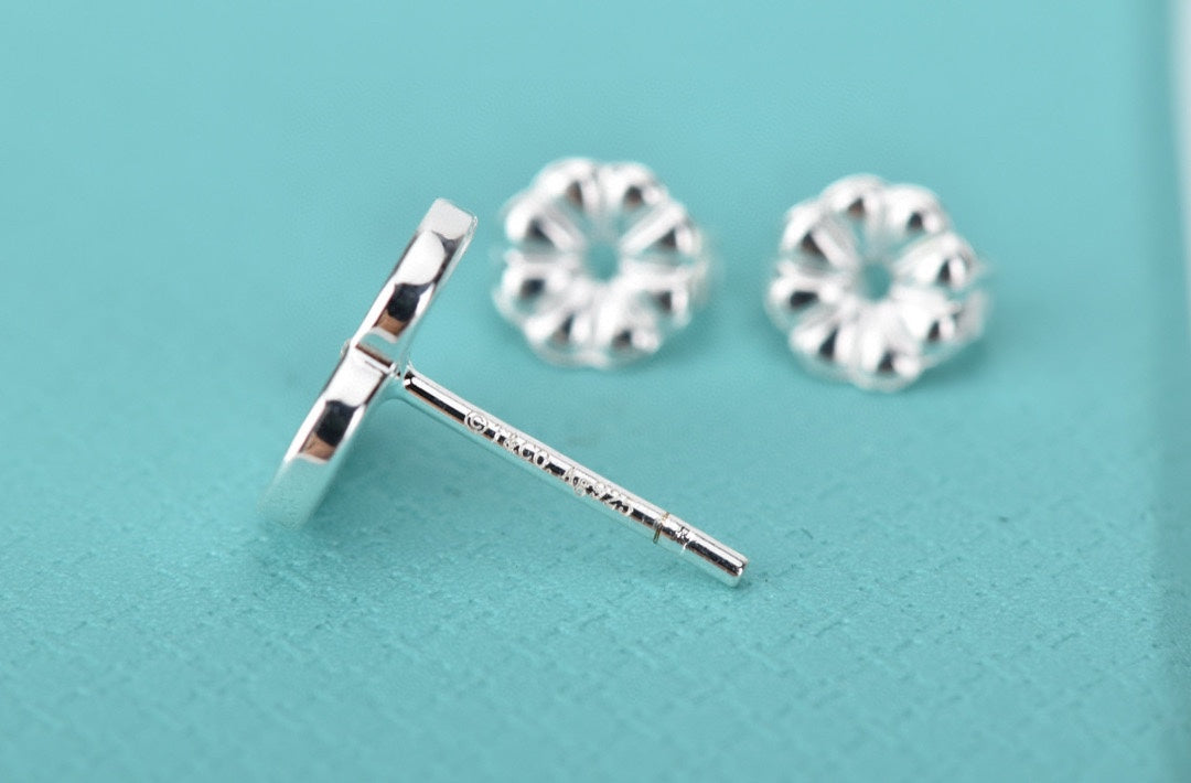 18K Return to Heart Earrings